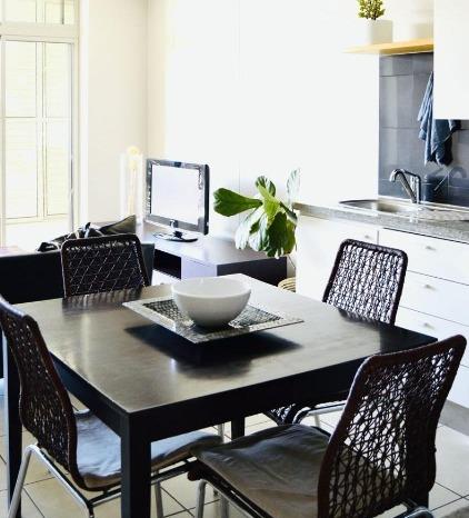 To Let 1 Bedroom Property for Rent in De Waterkant Western Cape